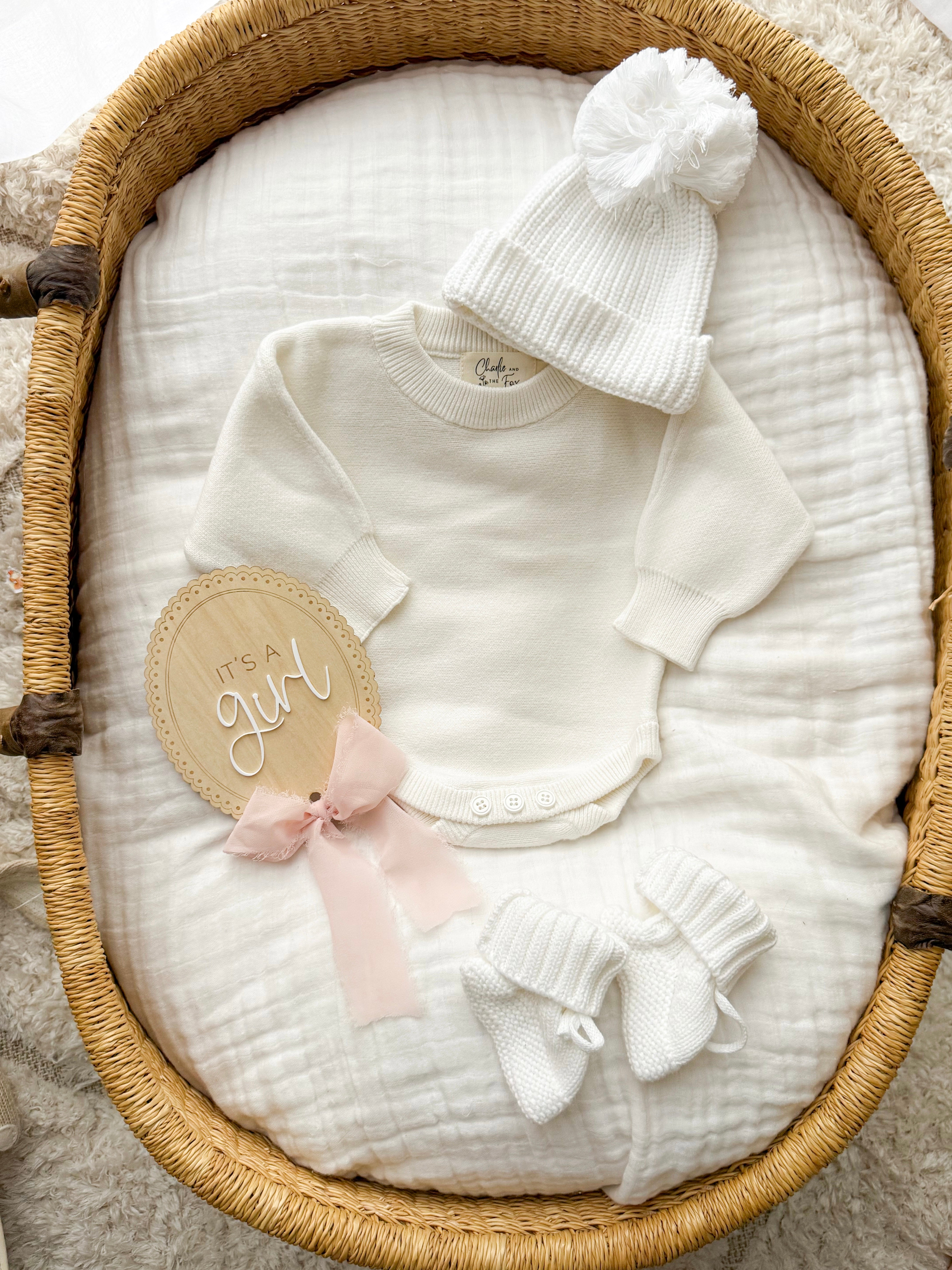 “Its a girl” Announcement Plaque
